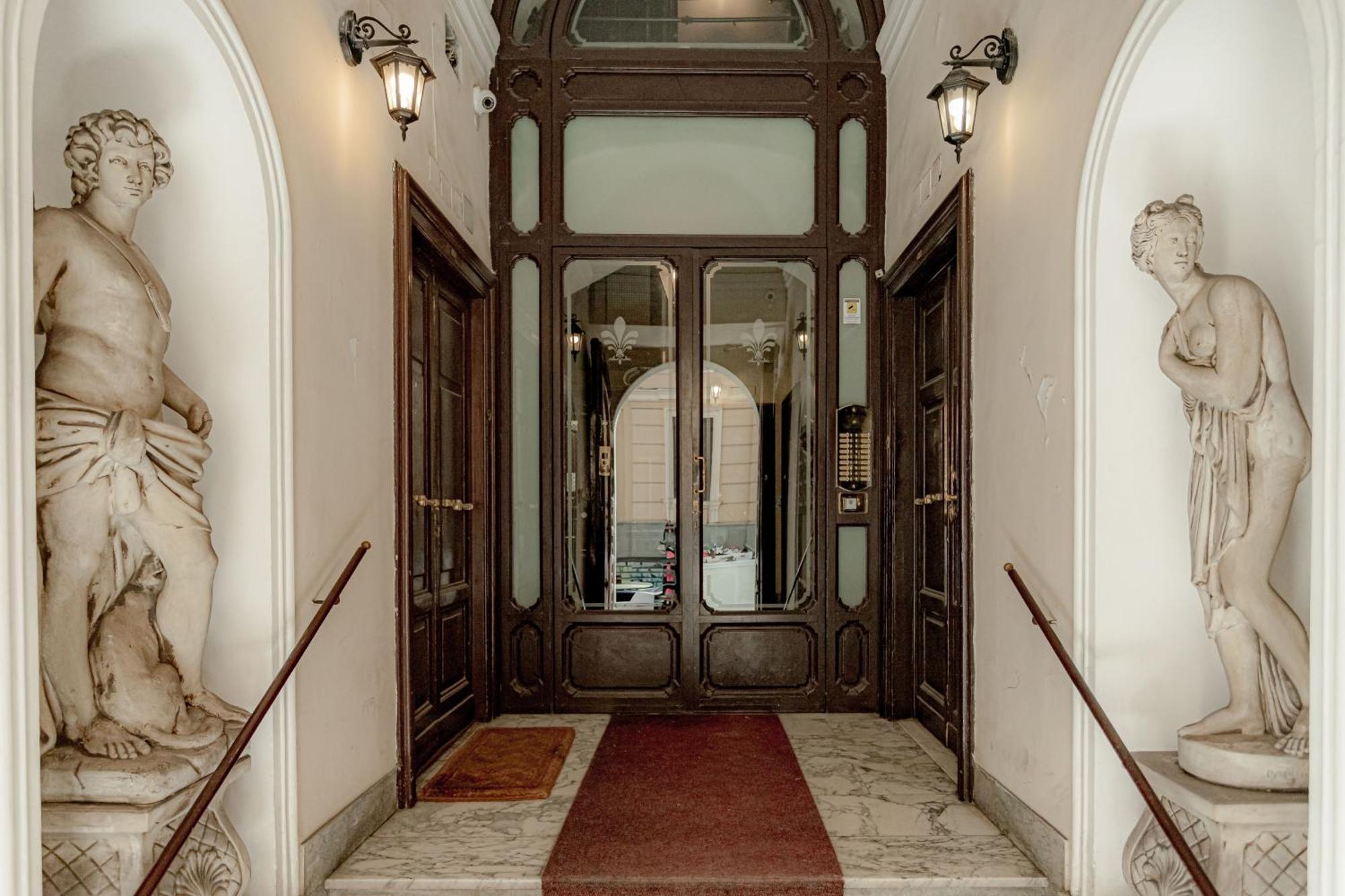 Historical Center Hotell Rom Exteriör bild
